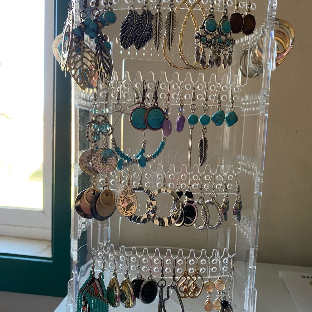 Earrings AND Earrings Holder